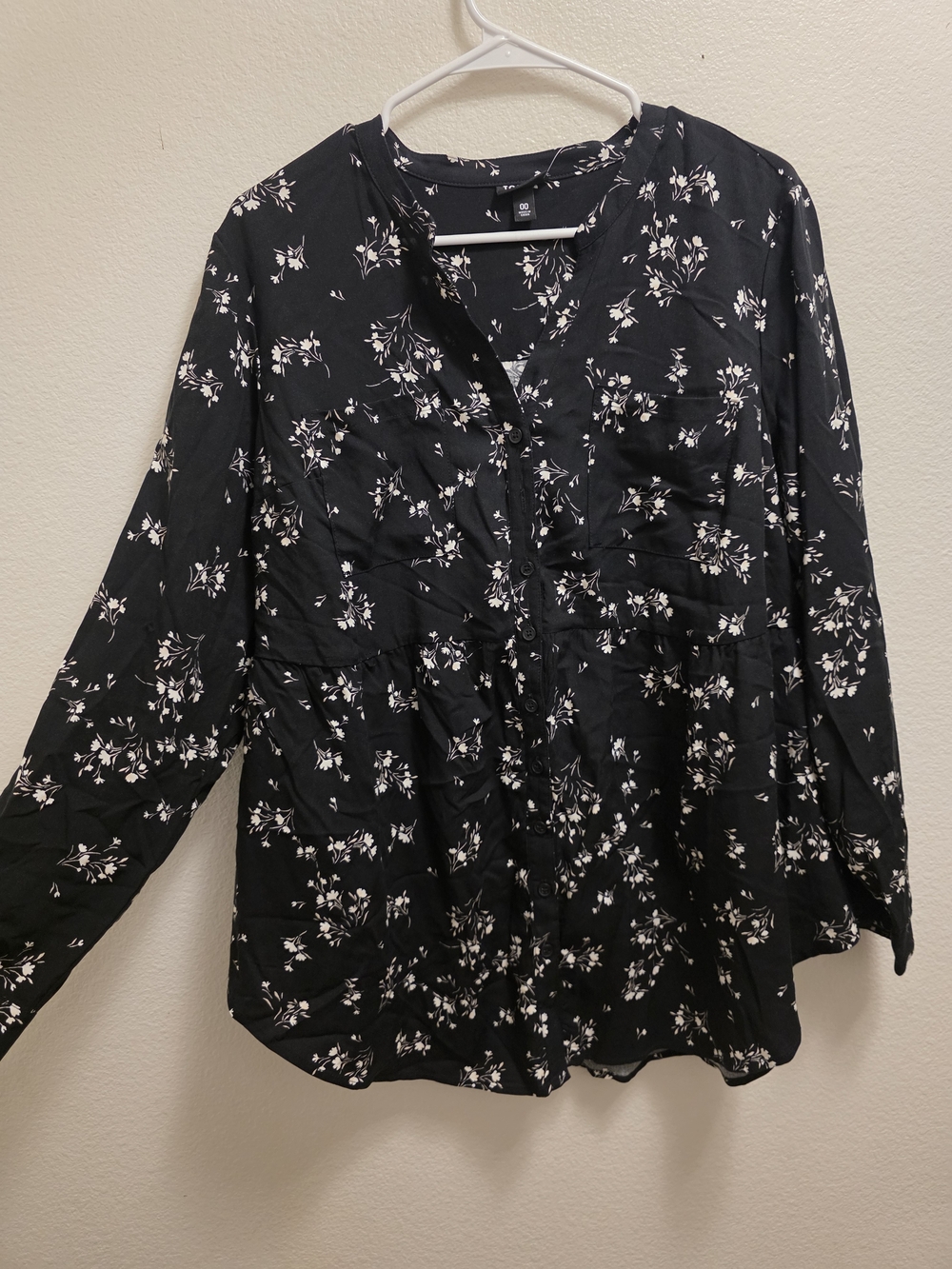 Black Floral Button-Front Women's Blouse